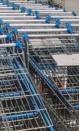 Carrinho de compras usado Carrinho de compras usado