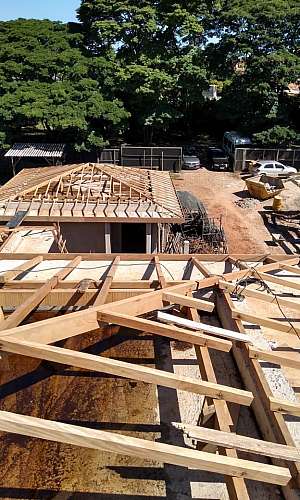 Empresa de construção de telhado Empresa de construção de telhado