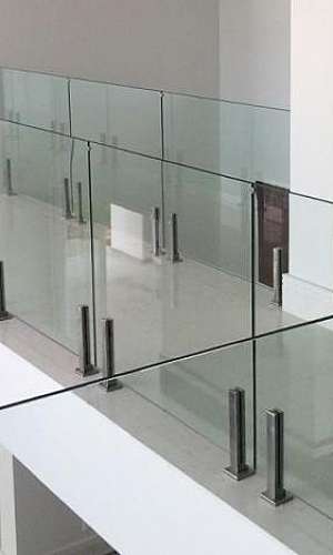 Guarda corpo para sacada Guarda corpo para sacada