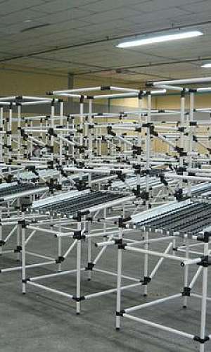 Montagem de linhas tubulares Montagem de linhas tubulares